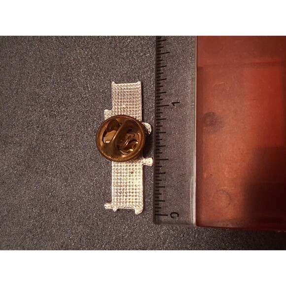 Rally Sport Lapel Pin Silver Tone Badge Single Post Butterfly Clutch Pinback - Picture 3 of 3